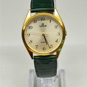LORUS BY SEIKO Y561-8070 Gold Tone Quartz Watch Working New Battery